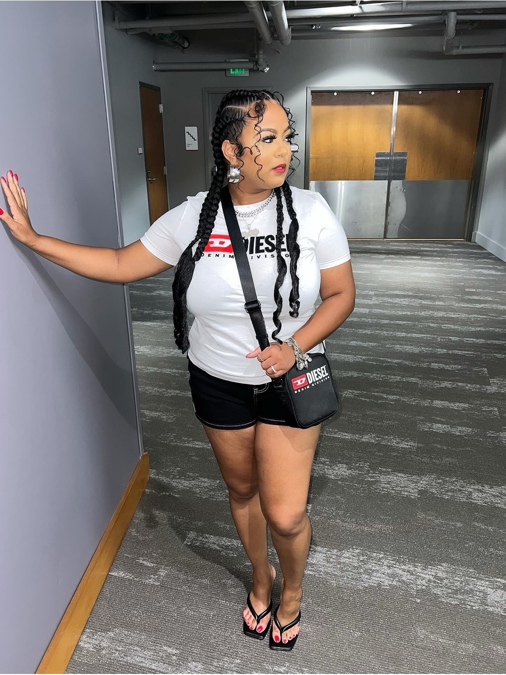 Diesel Top & Purse Short Sleeve Tee Matching Bag